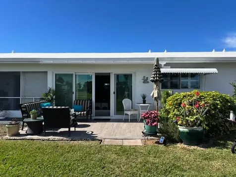 100 Golfview Terrace Boynton Beach FL 33426