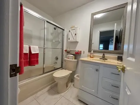 100 Golfview Terrace Boynton Beach FL 33426