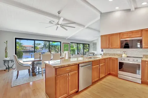 3026 Ne 6th Drive Boca Raton FL 33431