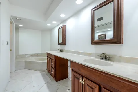 7485 Glendevon Lane Delray Beach FL 33446