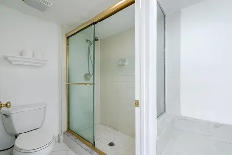 7485 Glendevon Lane Delray Beach FL 33446