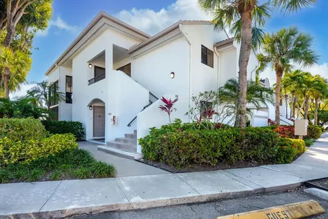 7485 Glendevon Lane Delray Beach FL 33446
