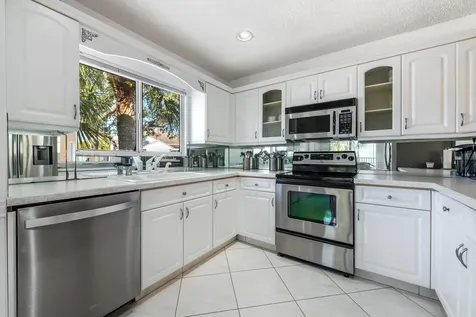 7485 Glendevon Lane Delray Beach FL 33446