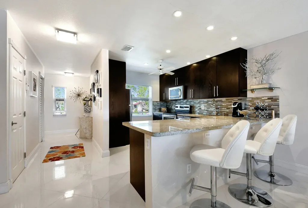 21219 Lago Circle Boca Raton FL 33433
