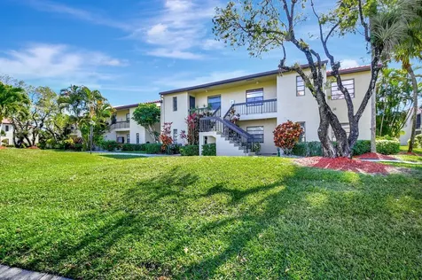 21219 Lago Circle Boca Raton FL 33433