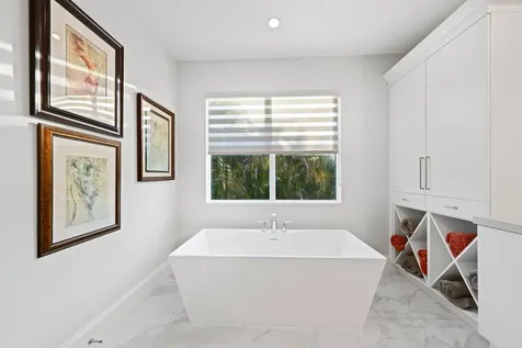 436 Ne Wavecrest Way Boca Raton FL 33432