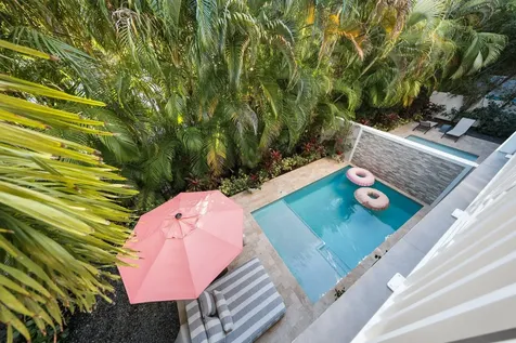 436 Ne Wavecrest Way Boca Raton FL 33432