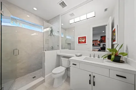 436 Ne Wavecrest Way Boca Raton FL 33432
