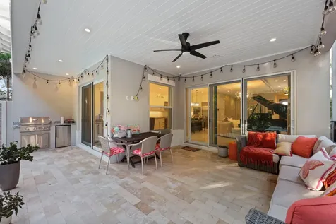 436 Ne Wavecrest Way Boca Raton FL 33432