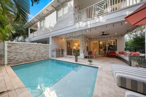 436 Ne Wavecrest Way Boca Raton FL 33432