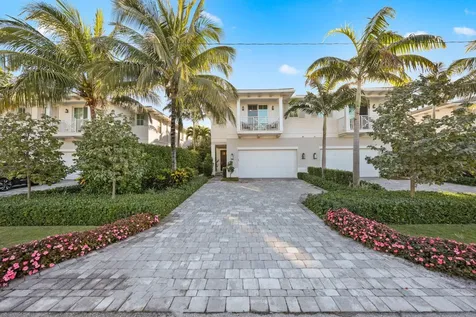 436 Ne Wavecrest Way Boca Raton FL 33432