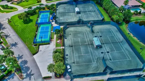 10710 Kirkaldy Lane Boca Raton FL 33498