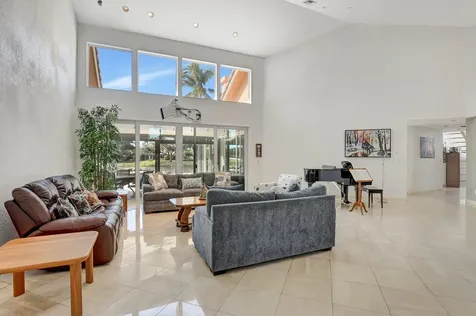 10710 Kirkaldy Lane Boca Raton FL 33498