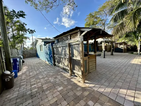 4260 Ne 11th Avenue Pompano Beach FL 33064