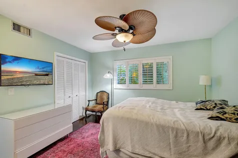 100 Venetian Drive Delray Beach FL 33483