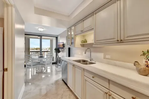 400 N Flagler Drive West Palm Beach FL 33401