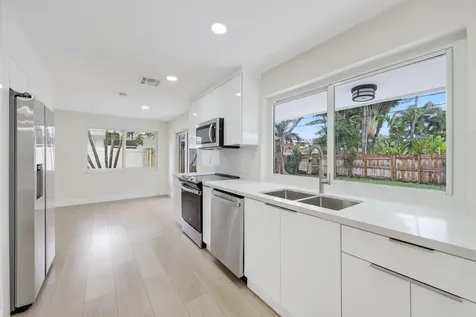 700 W Camino Real Boca Raton FL 33486