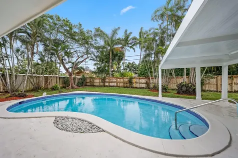700 W Camino Real Boca Raton FL 33486