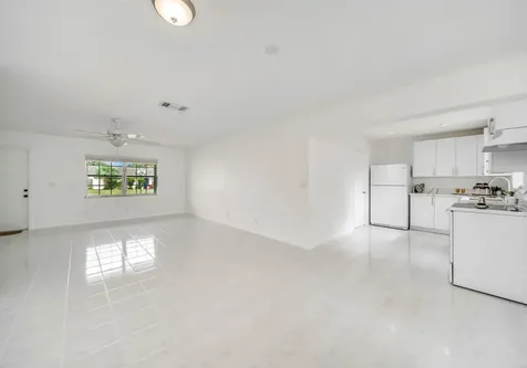 9338 Southampton Place Boca Raton FL 33434