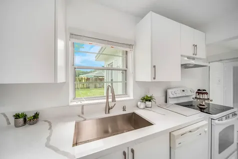 9338 Southampton Place Boca Raton FL 33434