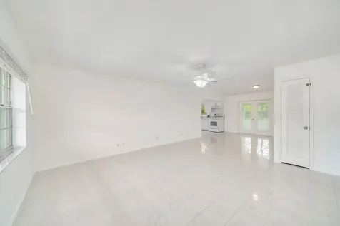 9338 Southampton Place Boca Raton FL 33434