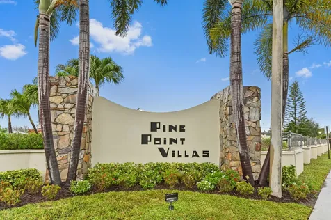 201 Country Lane Boynton Beach FL 33435
