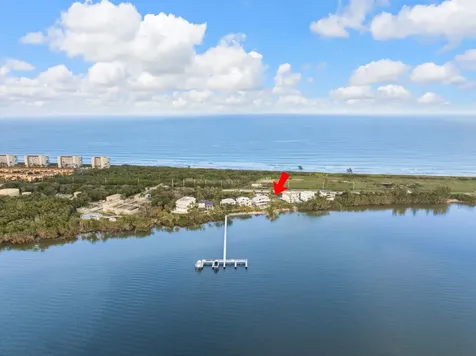 7671 Pelican Pointe Drive Jensen Beach FL 34957
