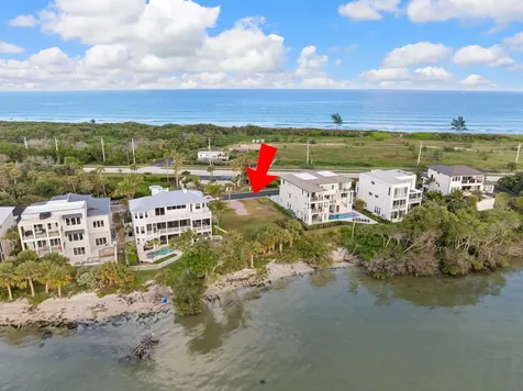 7671 Pelican Pointe Drive Jensen Beach FL 34957