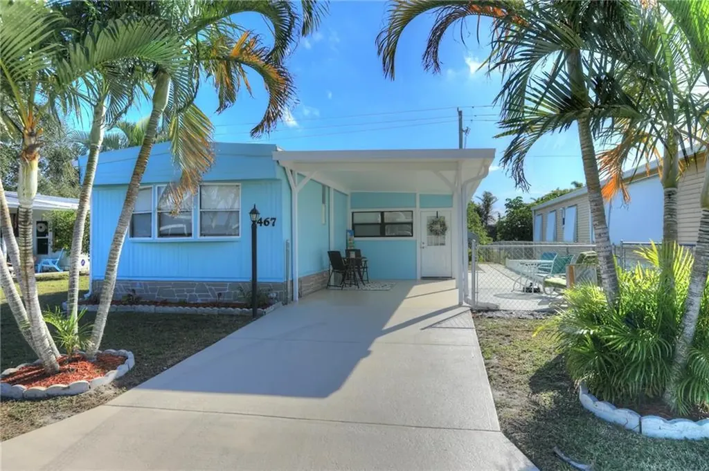467 Egret Circle Barefoot Bay FL 32976