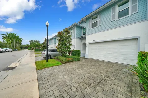 4821 Pointe Midtown Road Palm Beach Gardens FL 33418