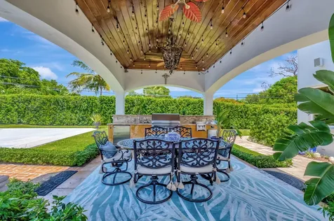 285 Nw 6th Street Boca Raton FL 33432