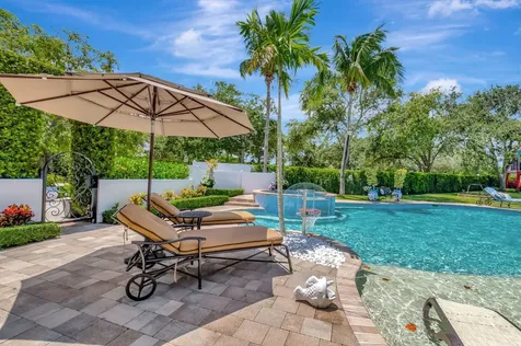285 Nw 6th Street Boca Raton FL 33432