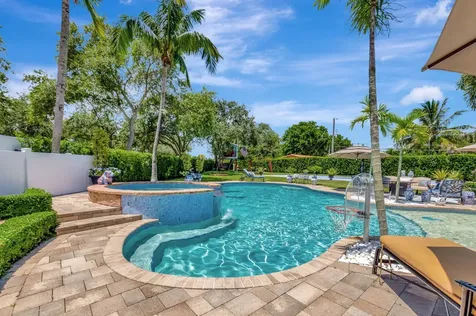 285 Nw 6th Street Boca Raton FL 33432