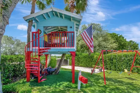 285 Nw 6th Street Boca Raton FL 33432
