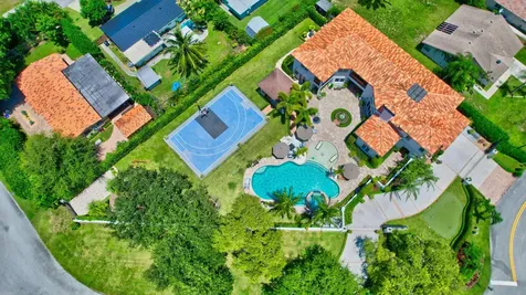 285 Nw 6th Street Boca Raton FL 33432