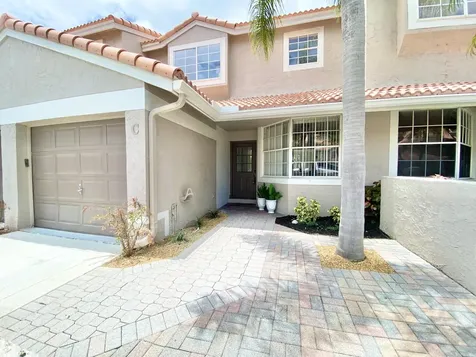 20931 Via Oleander Boca Raton FL 33428
