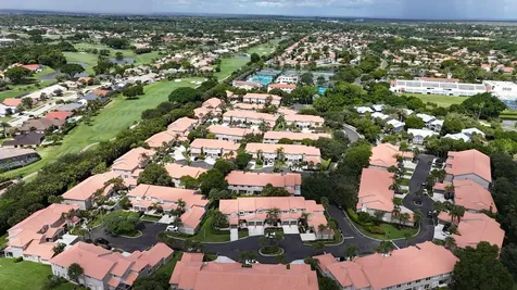 20931 Via Oleander Boca Raton FL 33428