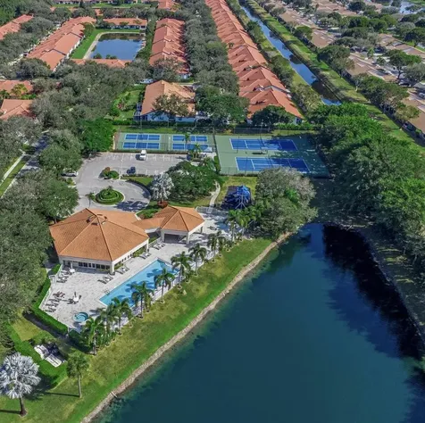 8214 Via Di Veneto Boca Raton FL 33496
