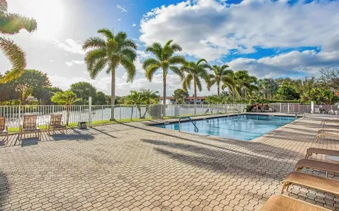 8214 Via Di Veneto Boca Raton FL 33496