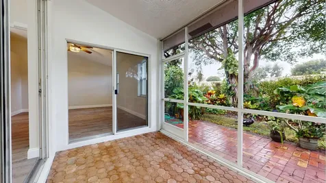 8214 Via Di Veneto Boca Raton FL 33496