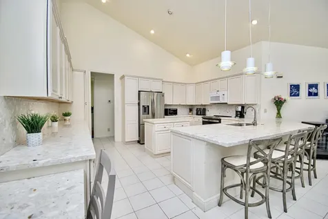 5723 Hamilton Way Boca Raton FL 33496