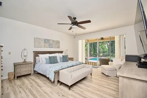 5723 Hamilton Way Boca Raton FL 33496