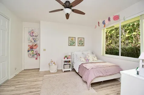 5723 Hamilton Way Boca Raton FL 33496