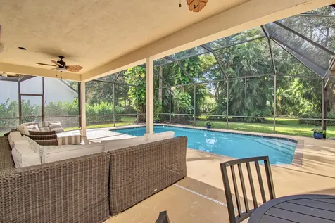 5723 Hamilton Way Boca Raton FL 33496