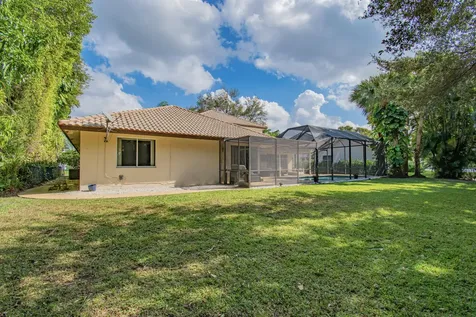 5723 Hamilton Way Boca Raton FL 33496