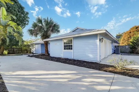 4360 Se Kubin Avenue Stuart FL 34997