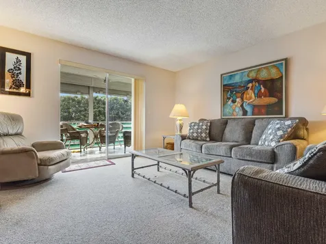 2615 Ne 3rd Court Boynton Beach FL 33435