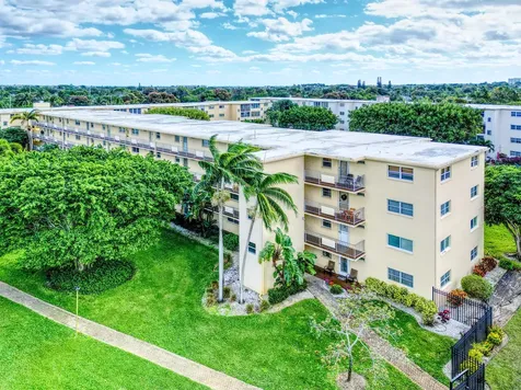 2615 Ne 3rd Court Boynton Beach FL 33435