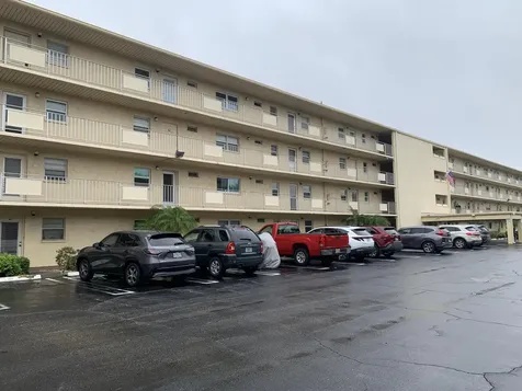 2615 Ne 3rd Court Boynton Beach FL 33435
