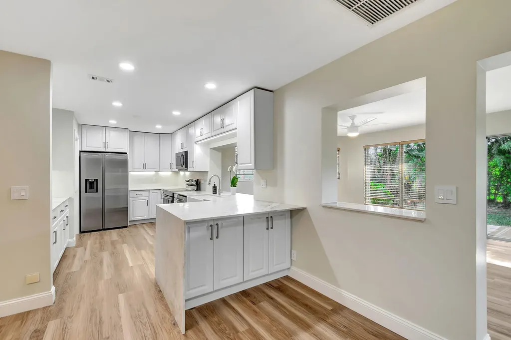 538 Forestview Drive Atlantis FL 33462